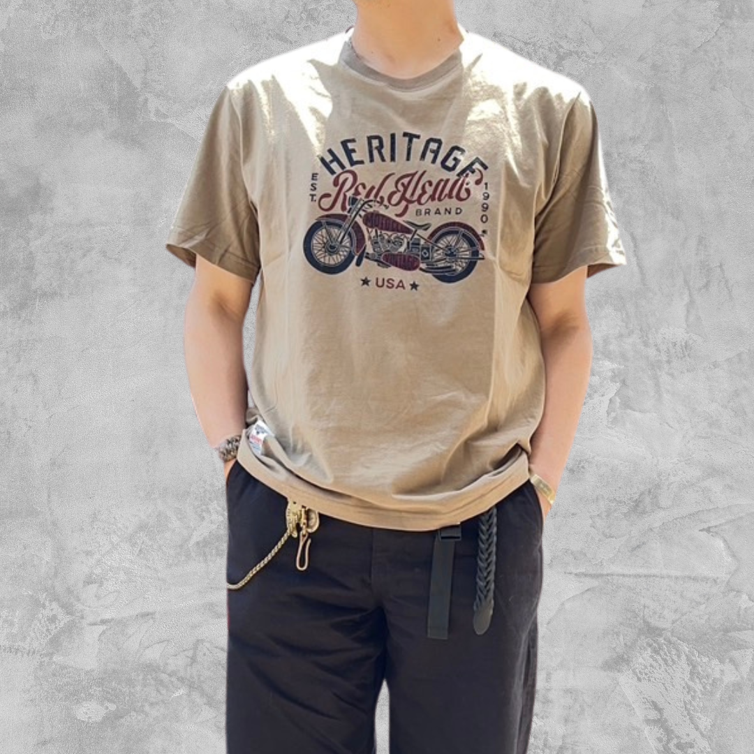 【バイク×カーキの男前T】無骨でワイルド、それが正解